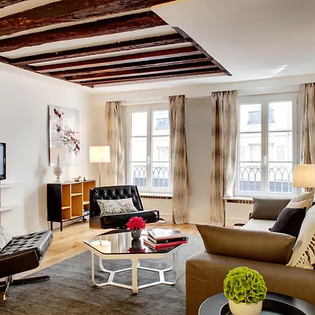 St Germain Mazarine * Paris